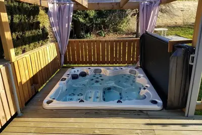 Image de Montagne Lac Et Spa (jacuzzi privé) (Nouveau)