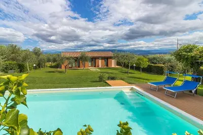 Image de Orlando, maison avec piscine privée, climatisation, WiFi. Lucca.