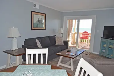 Image de Beach House 115 - Oceanfront Complex (Oceanfront unit) à Garden City Beach