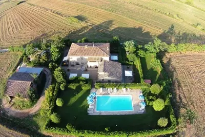 Farmhouse Il Canneto apartment near Siena and San Gimignano
