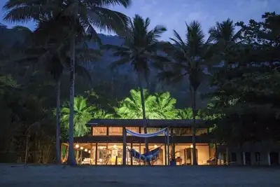 Image de Magnifique maison sur la plage face Ă la mer dans le paradisiaque Ilha Grande
