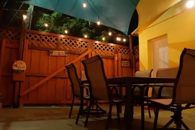 Image de 2/1 Hollywood Vacation Cottage