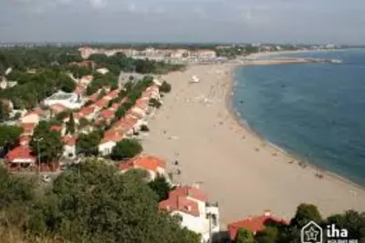 Image de appt t2 meublé à 2 pas de l'Espagne