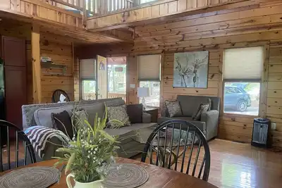 Image de Cabine de luxe 2 chambres / 2 salles de bain avec une \"vue magnifique\" Ă Red River Gorge