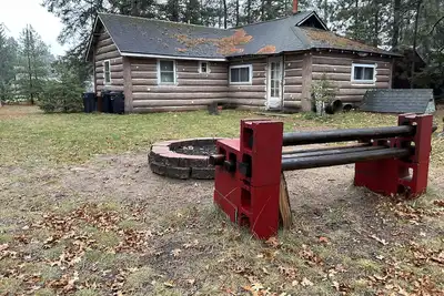 Image de Chalet rustique près de la rivière AuSable et début des sentiers de motoneige \/ Vtt \/ motoneige