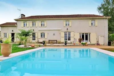 Image de Maison de vacances privée avec climatisation, Wifi, piscine privée, Tv, terrasse, parking