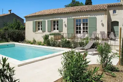 Image de Maison de vacances privée avec piscine privée, Wifi, Tv, patio, animaux admis, parking