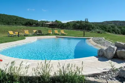 Image de Maison de vacances privée avec Wifi, piscine privée, Tv, terrasse, vue panoramique, parking