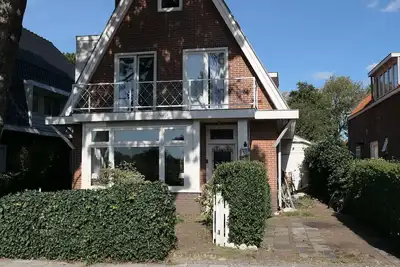 Image de Maison à côté des dunes et près de la plage