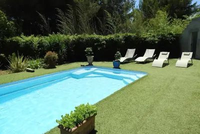 Image de Six Fours, (Var), Villa T6 200m2 Habt, 8/10 couchages, avec Piscine proche plage