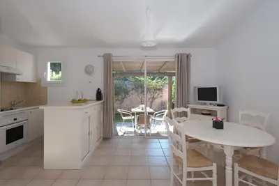 Image de Villa 1 chambre proche de Santa Giulia - Résidence avec piscine chauffée