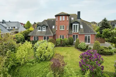 Image de Pool house avec vue sur la mer Baltique
