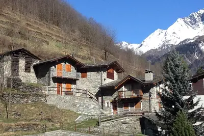 Image de Chiesa à Valmalenco Stone House