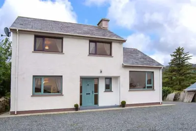 Image de 3-Bed House in Clonmany With Panoramic Hillside Se
