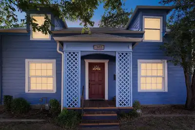 Image de Nouvelle Liste! La vieille maison historique de Grand Prairie Centre-ville