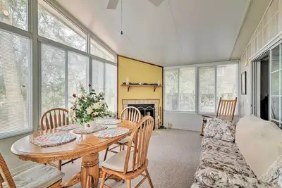Image de Nouveau! Maison pittoresque de Floride avec quai sur la rivière Suwannee