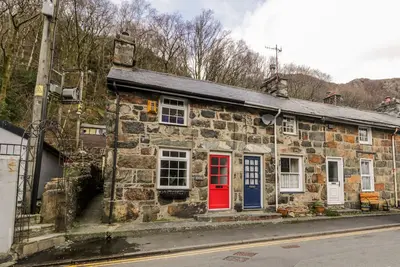 Image de Encil, pet friendly, with open fire in Beddgelert