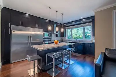 Image de Maison familiale spacieuse dans un grand quartier