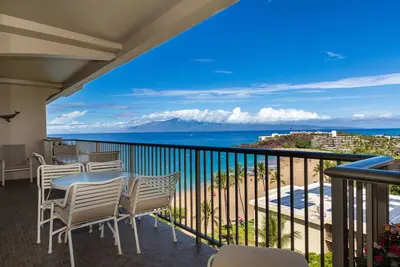 Image de Aston Whaler at Kaanapali 1112: Amazing 11th Floor 1 Br Ocean View Condo