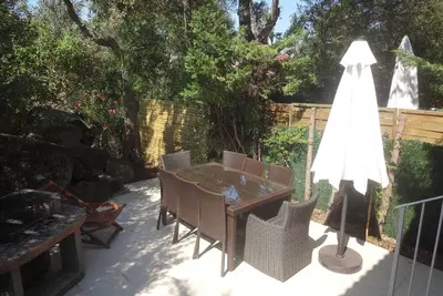 Image de B mini villa 4/6 pers dans résidence avec piscine