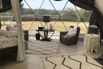 Image de New Listing! ! Luxury Glamping Dome