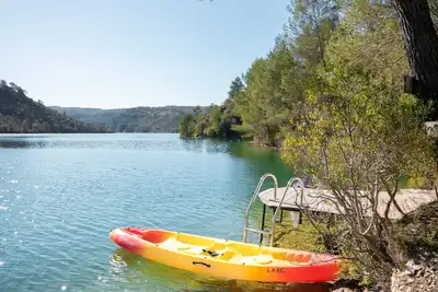 Image de Lac Esparron de Verdon Villa avec vue imprenable et accès privé au lac