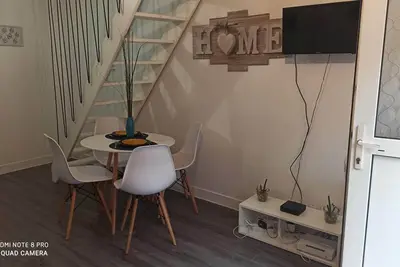 Image de 25 mn de Paris - F2 duplex contemporain centre ville