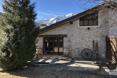 Image de Grande cabane de charme