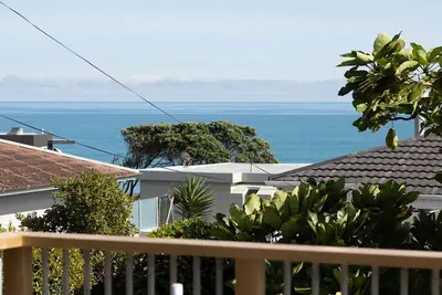 Image de Blue Water Cottage - Par La Mer