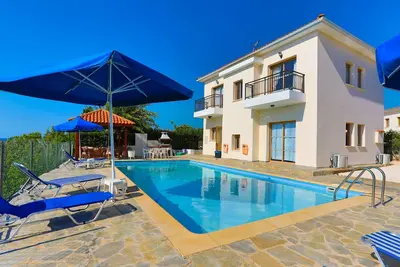 Image de Villa Hera: vue sur la mer, A \/ C, WiFi, villa familiale