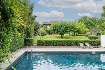 Image de Magnifique maison de vacances privée avec piscine privée, climatisation, Wifi, Tv, patio, parking