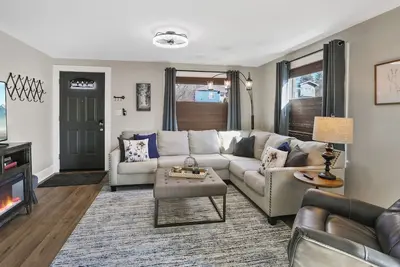 Image de Artisan confortable avec chambre King au rez-de-chaussée près du parc Audubon