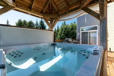 Image de Magnifique Chalet champêtre - À seulement 10 minutes du Massif de Charlevoix