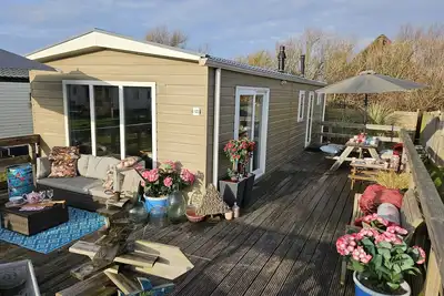 Image de 175. Prachtig ruim chalet aan de Noordhollandse kust compleet voor 5 personen.
