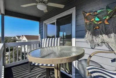 Image de Sandy Shores Ii 310 - Two-bedroom, (one is a loft) One-bath, 2nd row condo