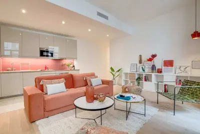 Image de Sweett | Turenne I - Trois Chambres Appartement, Couchages 6