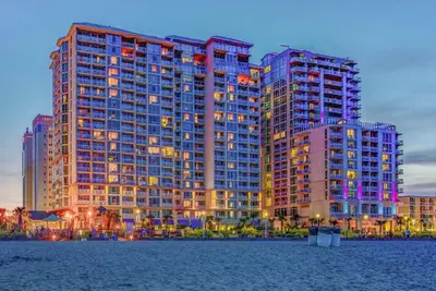 Image de Penthouse Suite on the Ocean - Beautiful Balcony Views