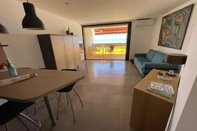 Image de Appartement 2 ch. face Ă la mer, au coeur de Palavas, remis Ă neuf en 2020
