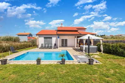 Image de Superbe maison Ă Pula