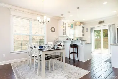 Image de Four Gables at Penn Properties