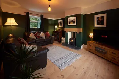 Image de Maison de l'ère édouardienne tranquille dans les Cotswolds
