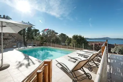 Image de Villa Astrea Alba, à deux pas de la plage avec piscine privée