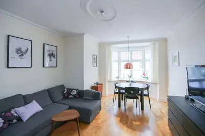 Image de Appartement spacieux et lumineux avec balcon pouvant accueillir jusqu'Ă 4 personnes