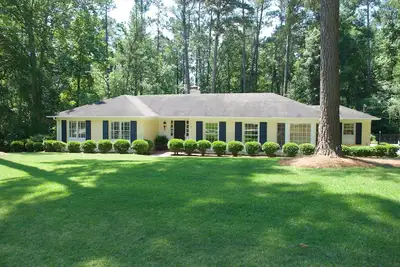 Image de Ideal Masters / Women's Amateur Rental, 2. 5 miles de l'Augusta National