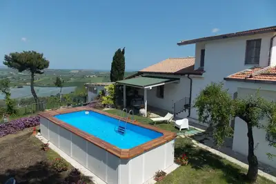 Image de Maison de vacances privée avec piscine privée, Wifi, Tv, terrasse, animaux admis, parking