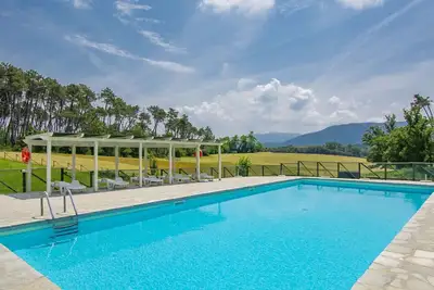 Image de Bel appartement avec climatisation, piscine, Tv, patio, animaux admis et vue panoramique