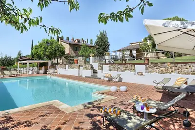 Image de Maison de vacances privée avec piscine privée, Wifi, climatisation, Tv, terrasse, vue panoramique