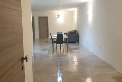 Image de Appartement récemment Bugibba entièrement ac et avec wifi