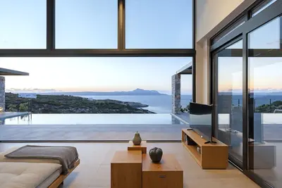 Image de Vraskos Villa avec une plage semi-privée et piscine chauffée
