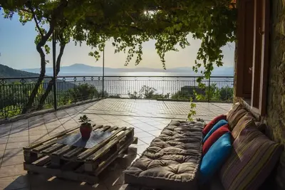 Image de Résidence en pierre \/ Superbe vue mer à 1 km de la plage
